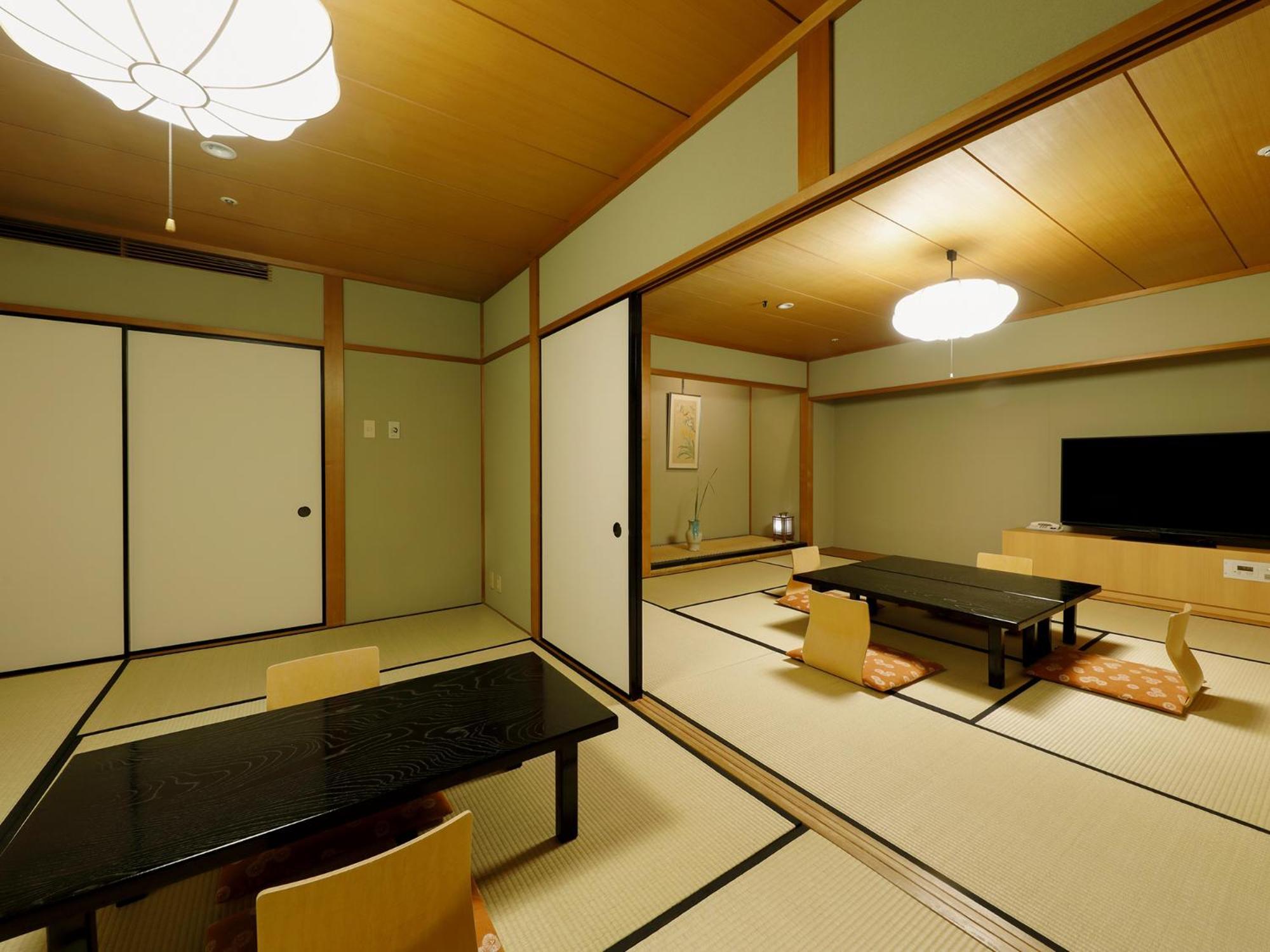 Premier Hotel -Tsubaki- Сапоро Екстериор снимка A traditional Japanese room