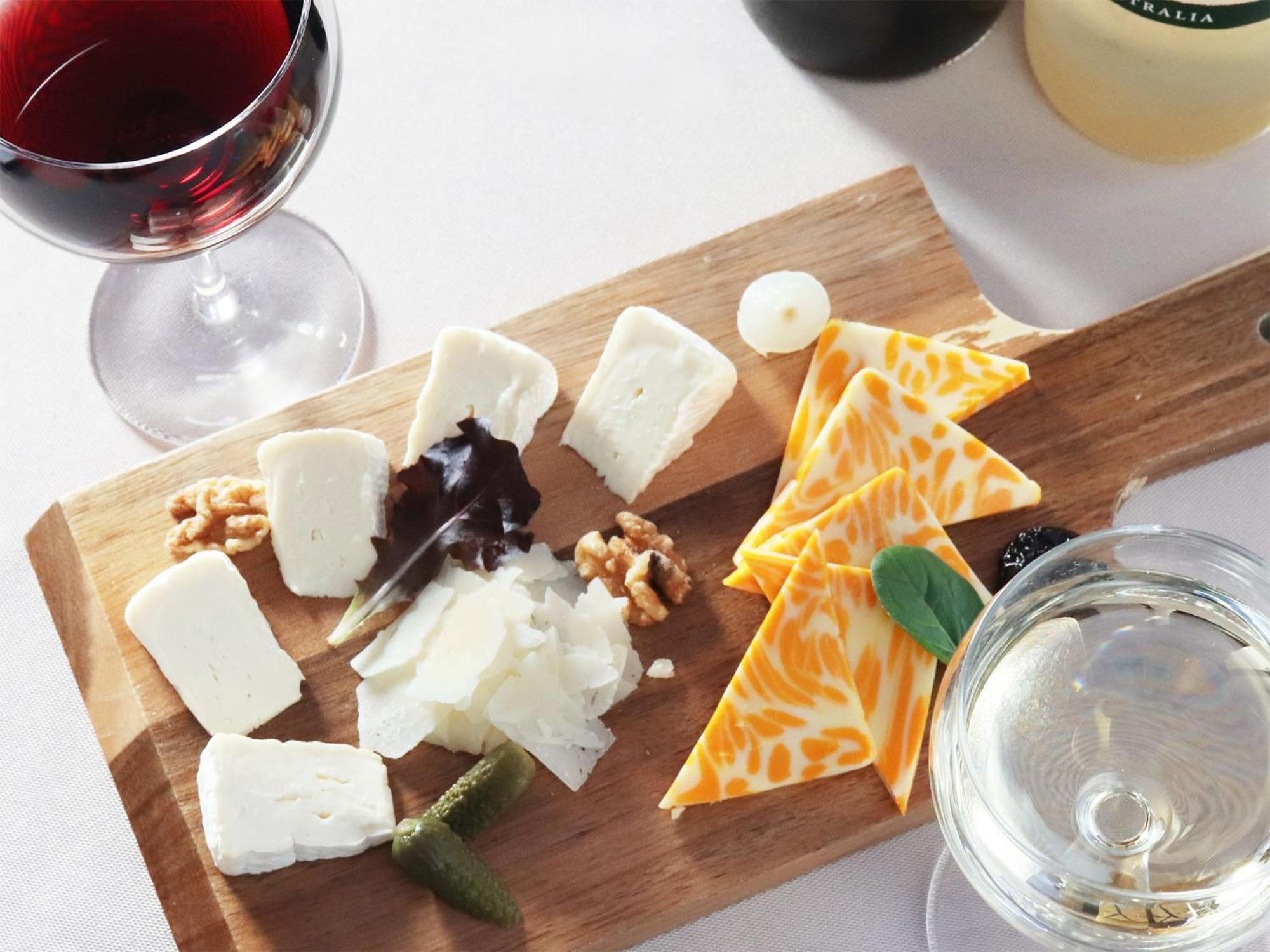 Premier Hotel -Tsubaki- Сапоро Екстериор снимка Feta cheese