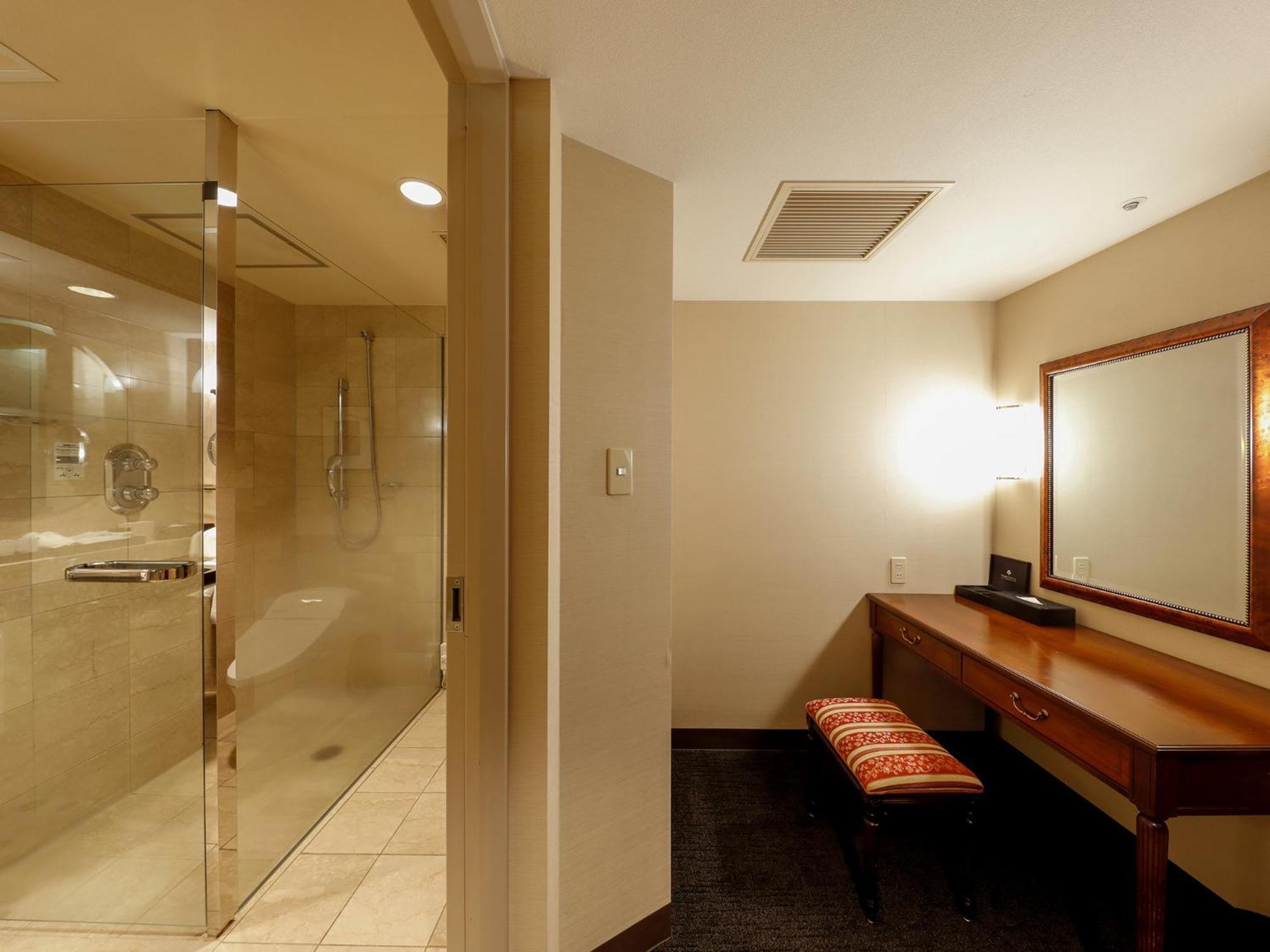 Premier Hotel -Tsubaki- Сапоро Екстериор снимка A dressing room