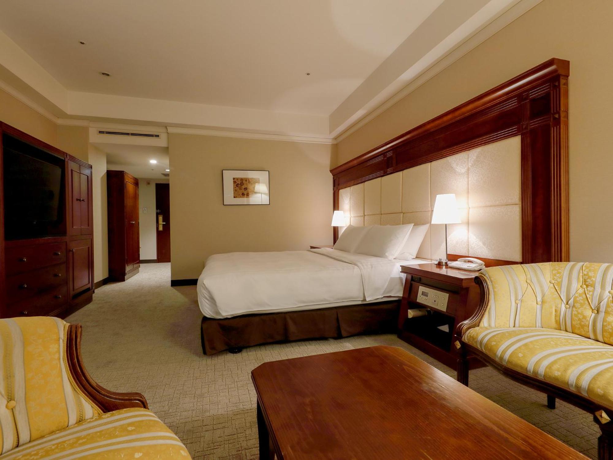 Premier Hotel -Tsubaki- Сапоро Екстериор снимка A room at the hotel